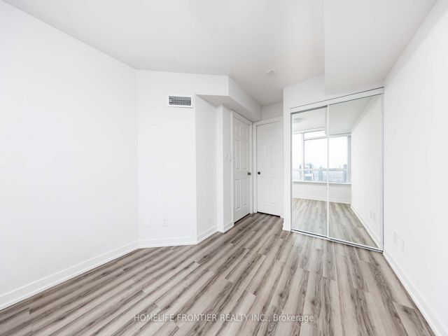 2505 - 3 Rean Dr