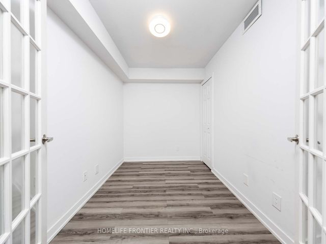 2505 - 3 Rean Dr