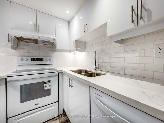 2505 - 3 Rean Dr