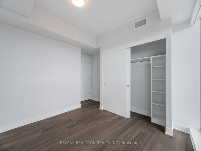 1107 - 2525 Bathurst St