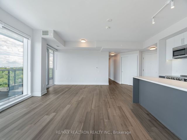 1107 - 2525 Bathurst St
