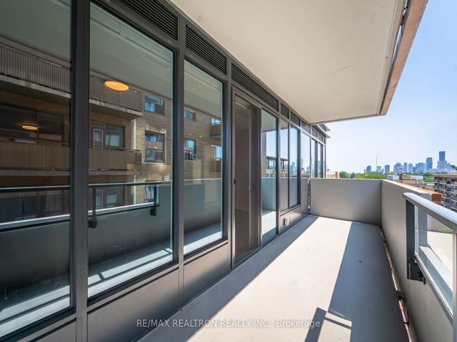 703 - 2525 Bathurst St