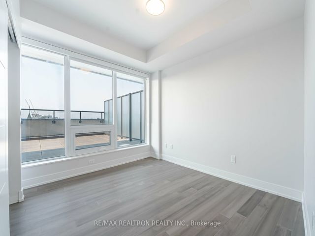 907 - 2525 Bathurst St