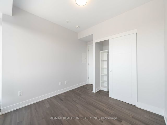 907 - 2525 Bathurst St