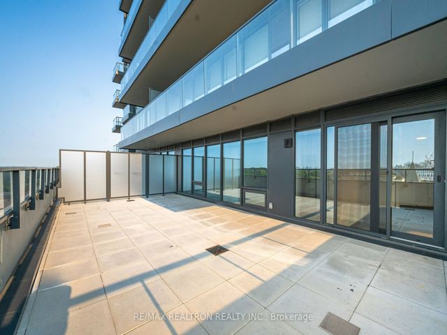 907 - 2525 Bathurst St