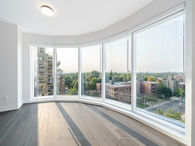 907 - 2525 Bathurst St