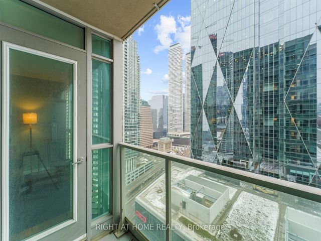2315 - 18 Yonge St