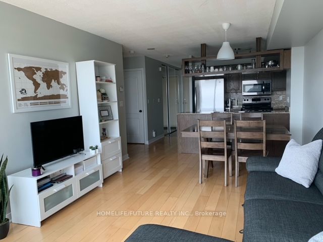 1701 - 81 Navy Wharf Crt
