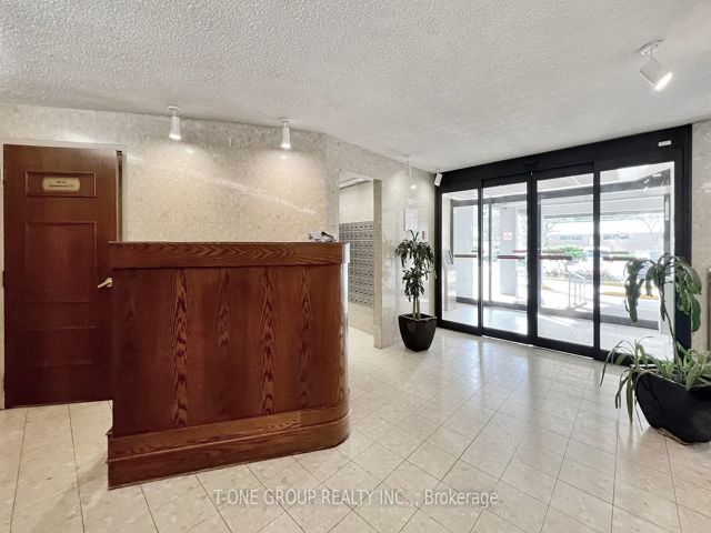 1203 - 60 Pavane Linkway