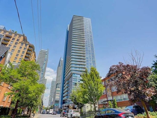 1912 - 125 Redpath Ave