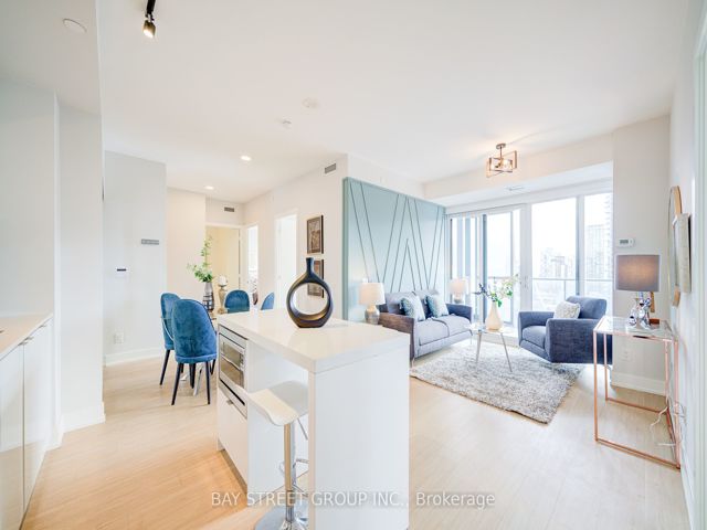 3211 - 7 Grenville St