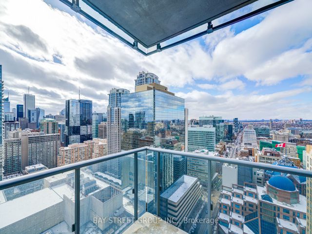 3211 - 7 Grenville St