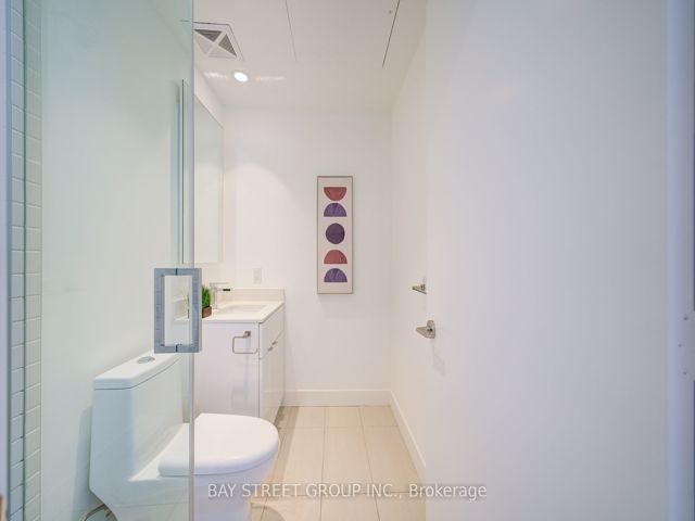 3211 - 7 Grenville St