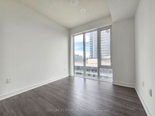 809 - 20 O'neill Rd