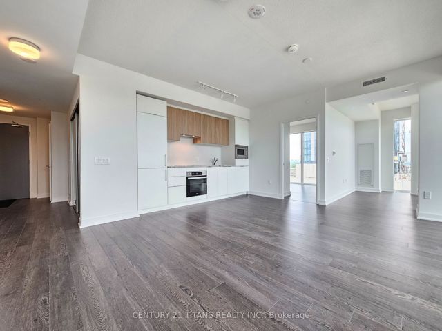 809 - 20 O'neill Rd
