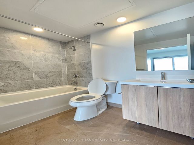 809 - 20 O'neill Rd