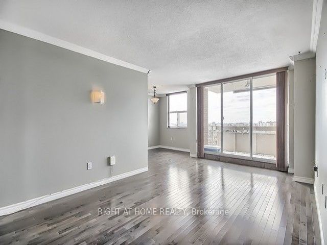 1610 - 205 Hilda Ave