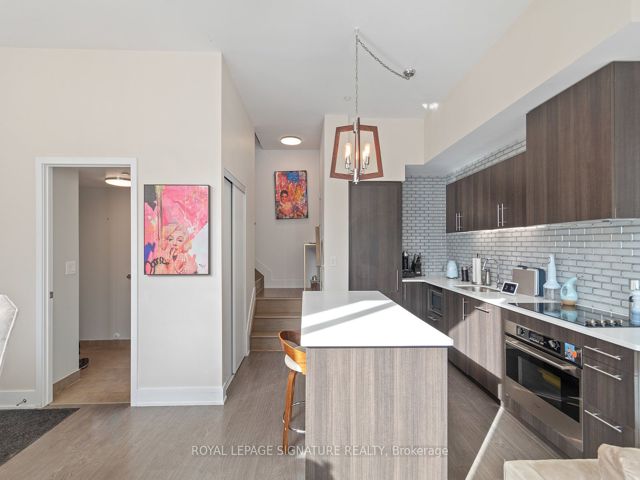 TH1 - 508 Wellington St