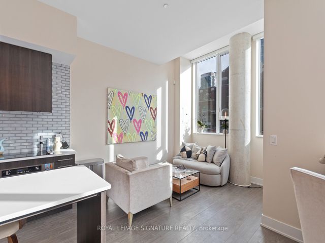 TH1 - 508 Wellington St