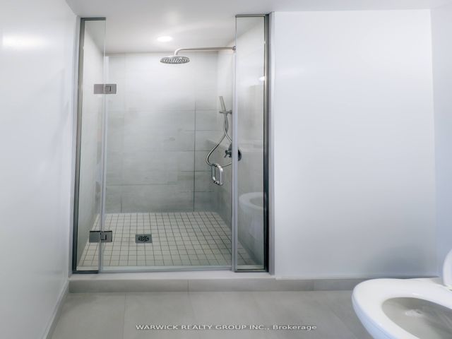 532 - 2020 Bathurst St