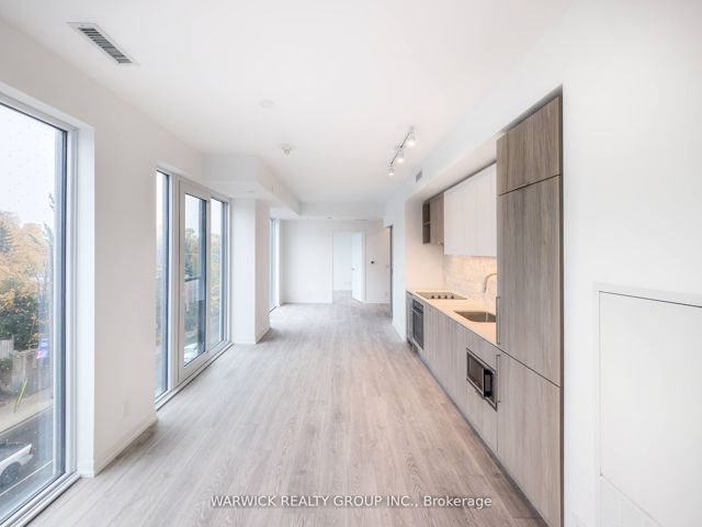 532 - 2020 Bathurst St