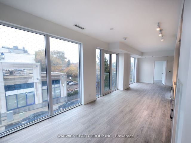 532 - 2020 Bathurst St