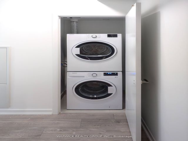 532 - 2020 Bathurst St