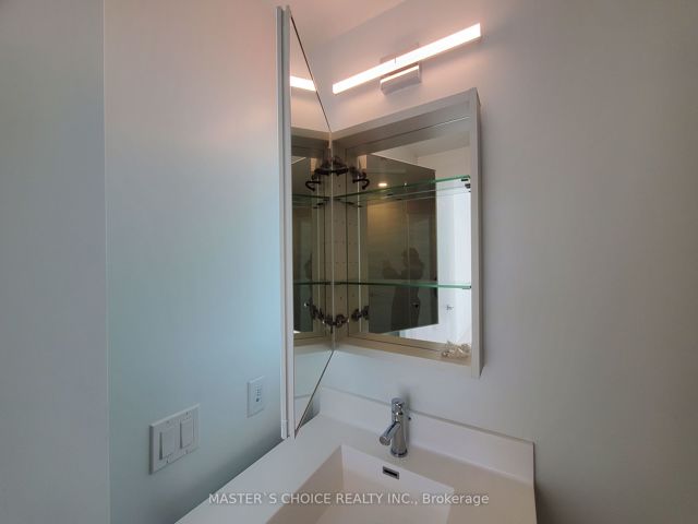318 - 181 Sheppard Ave E