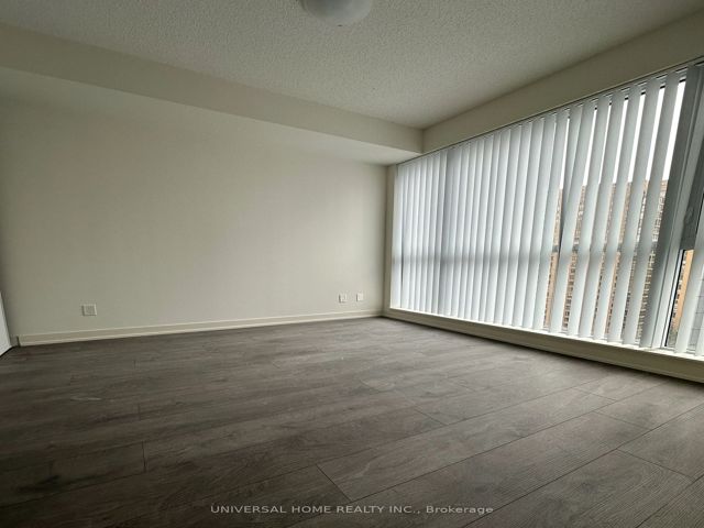 1610 - 4955 yonge St