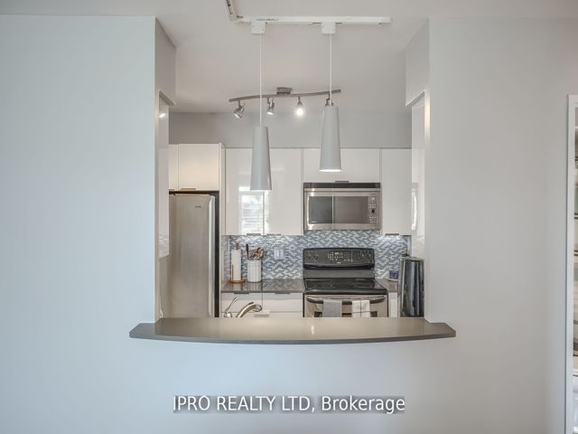 410 - 70 Mill St