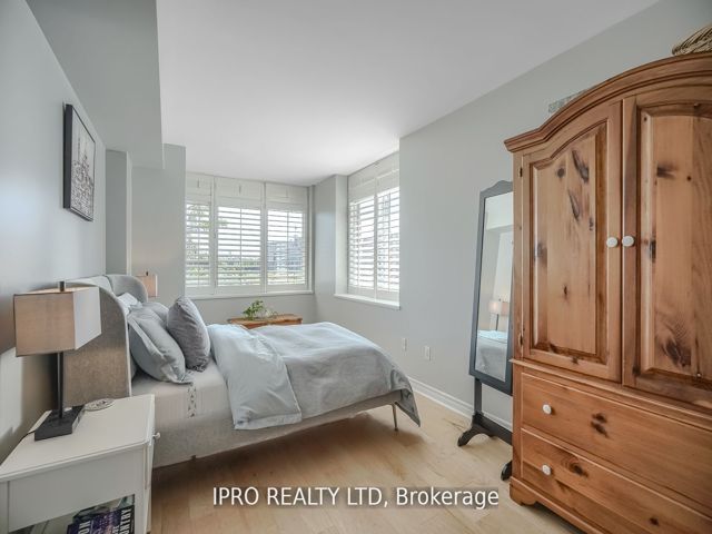 410 - 70 Mill St
