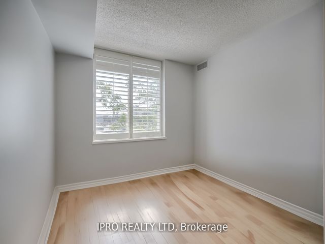 410 - 70 Mill St