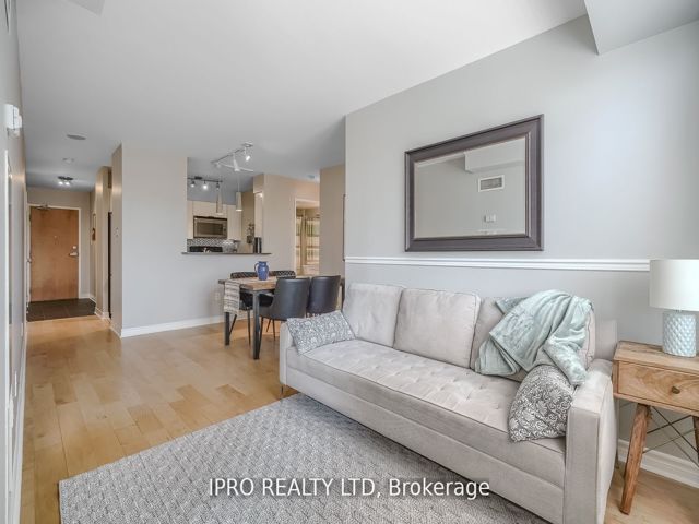 410 - 70 Mill St