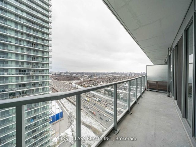 2607 - 115 Mcmahon Dr