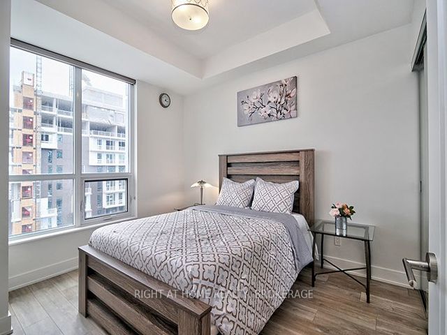 1128 - 38 Cameron St
