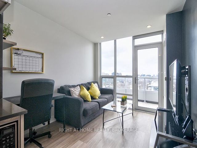 1128 - 38 Cameron St