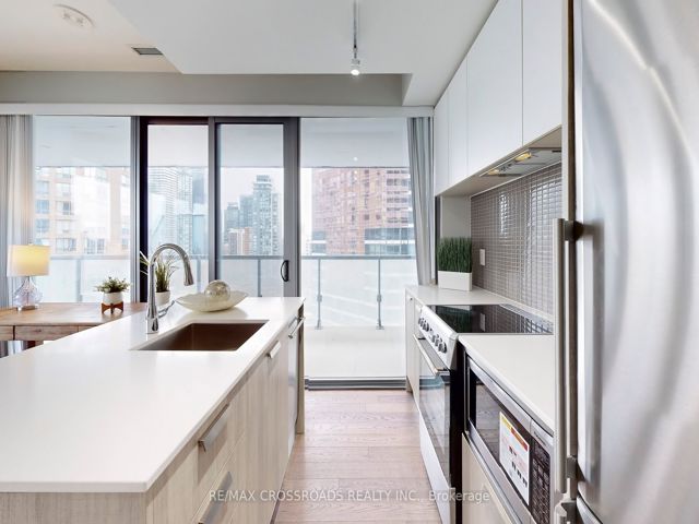 1910 - 57 St  Joseph St