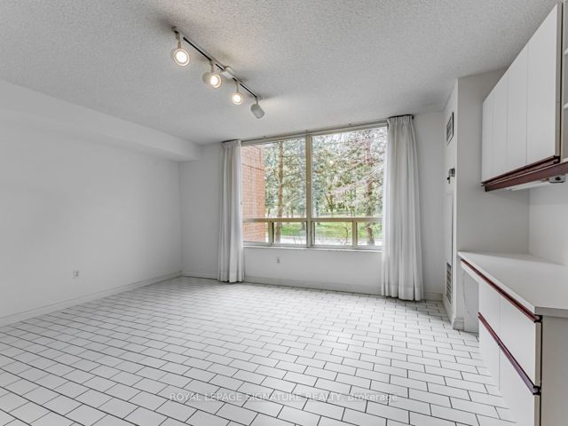 217 - 1200 Don Mills Rd