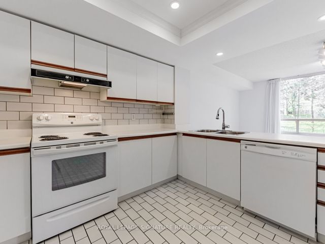 217 - 1200 Don Mills Rd