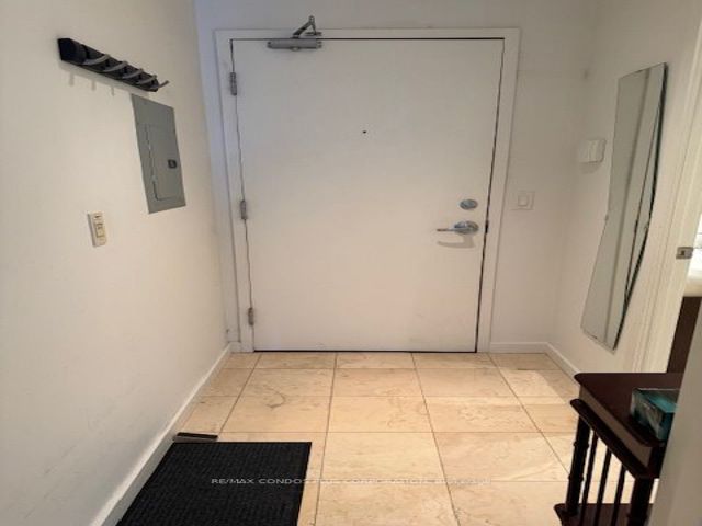 2611 - 218 Queens Quay W