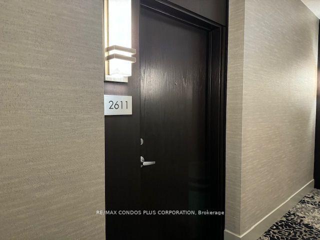 2611 - 218 Queens Quay W
