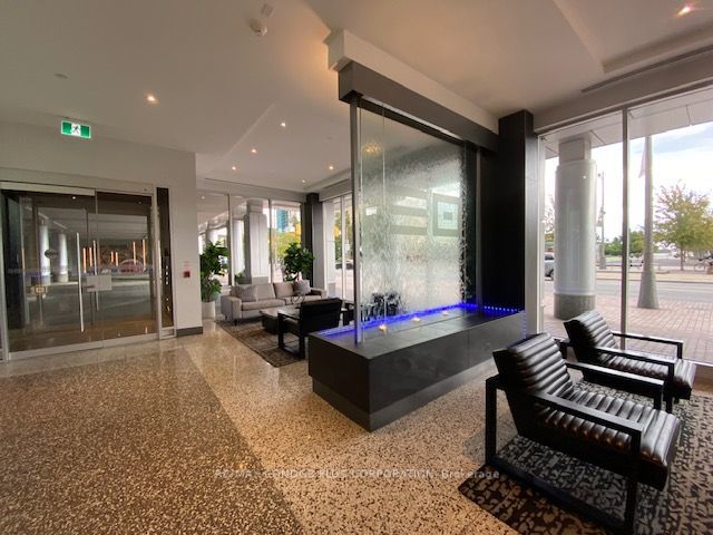 2611 - 218 Queens Quay W