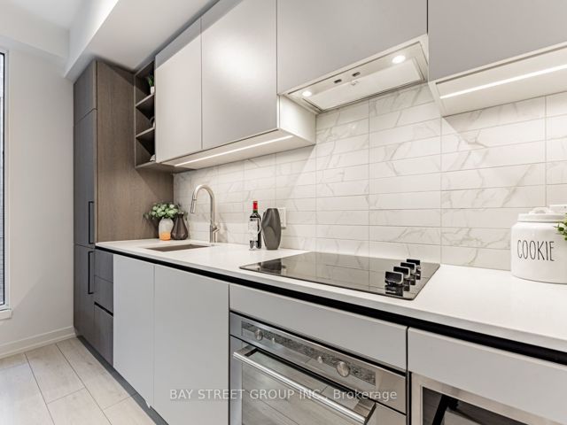 312 - 55 Mercer St