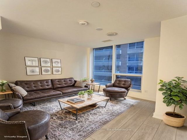 305 - 15 Mercer St