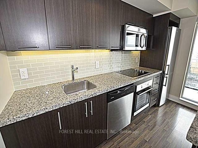 W506 - 565 Wilson Ave