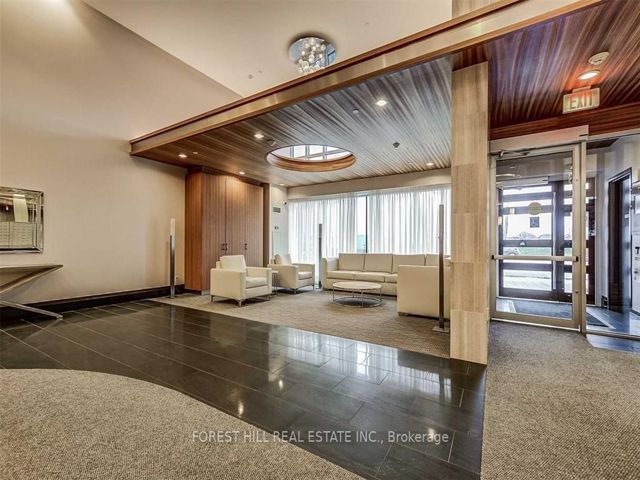 W506 - 565 Wilson Ave