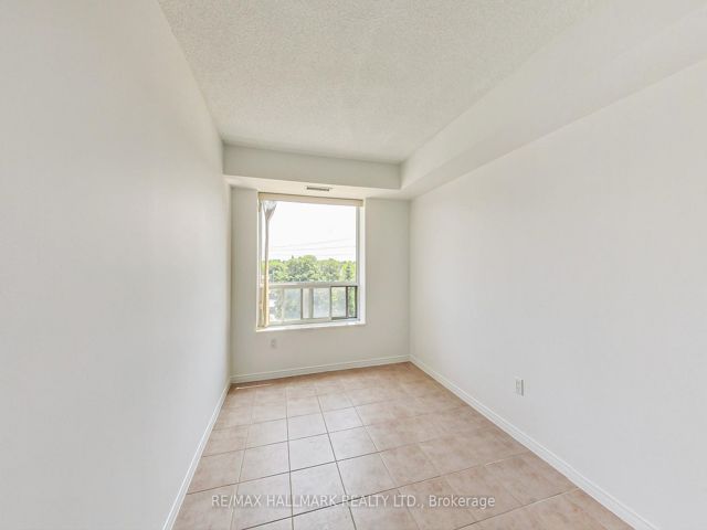 405 - 800 Sheppard Ave