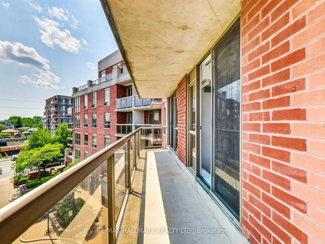 405 - 800 Sheppard Ave