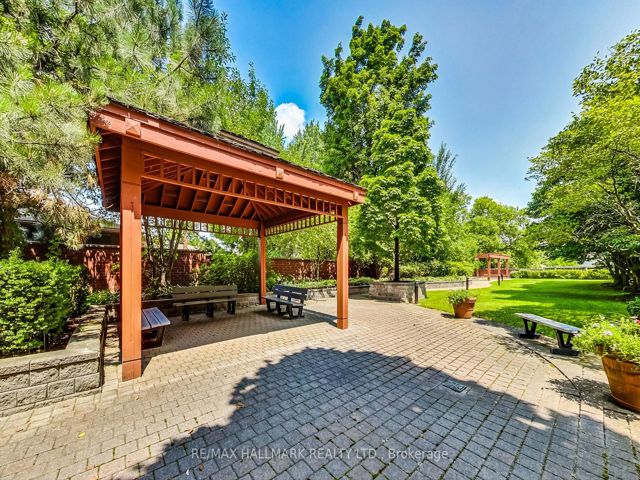 405 - 800 Sheppard Ave
