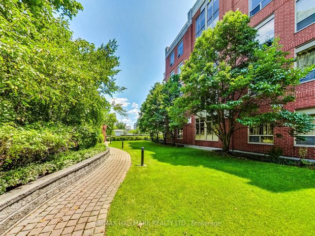 405 - 800 Sheppard Ave